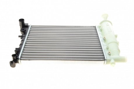 Радіатор охолодження Citroen Saxo/Peugeot 106 1.0-1.6 93- NRF 58067 (фото 1)